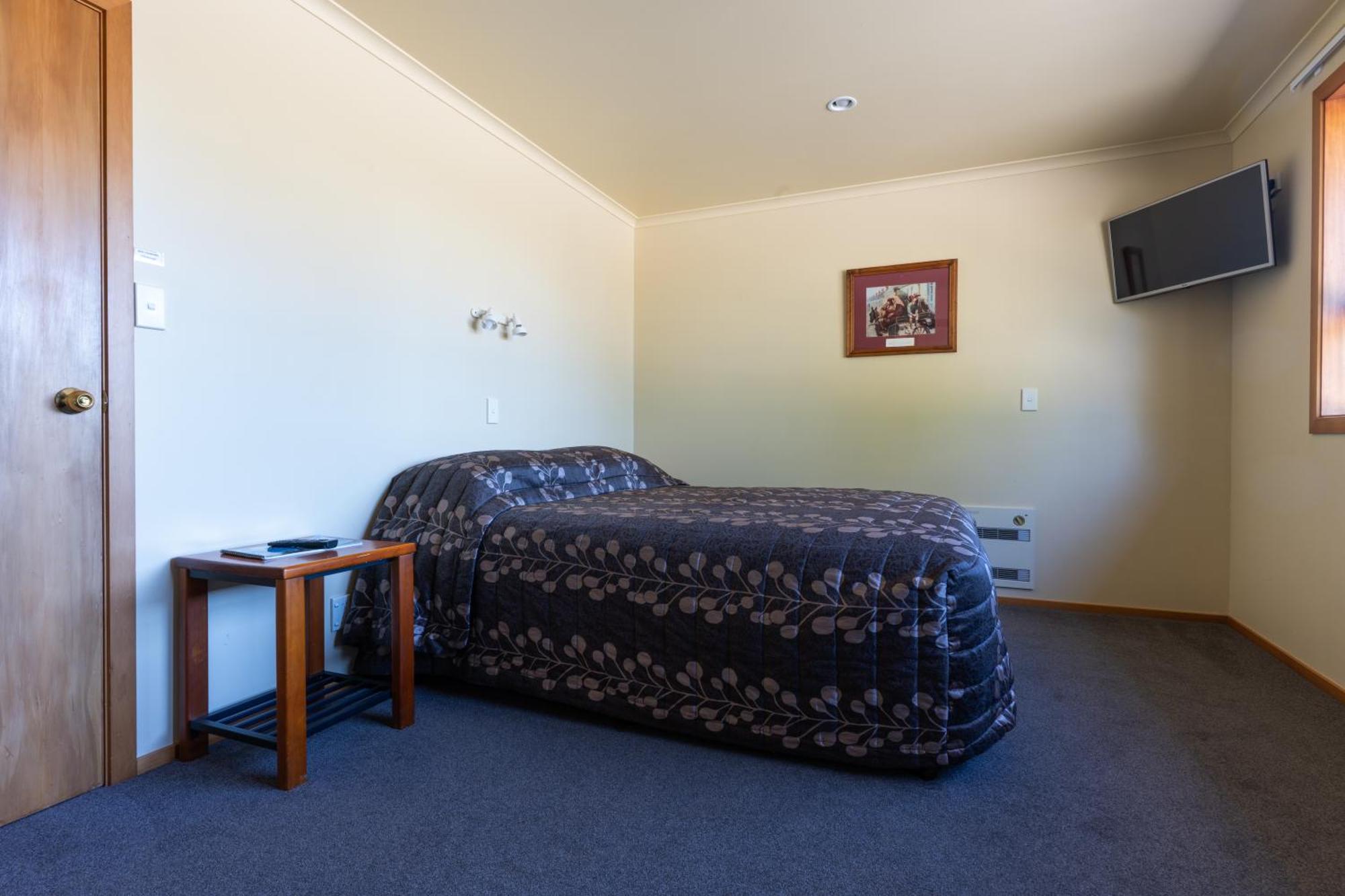 Donegal House Hotel Kaikoura Bagian luar foto